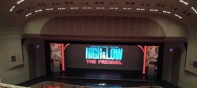 HiGH&LOW_初日_開演前の舞台