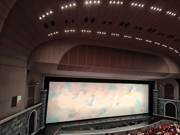 宝塚歌劇・花組『エリザベート』初日公演の幕が上がる
